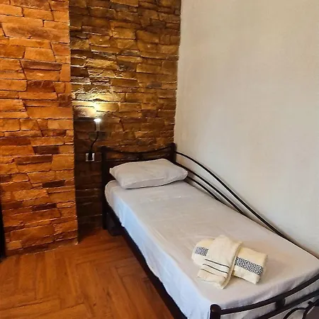 Apartment Dimelli In *