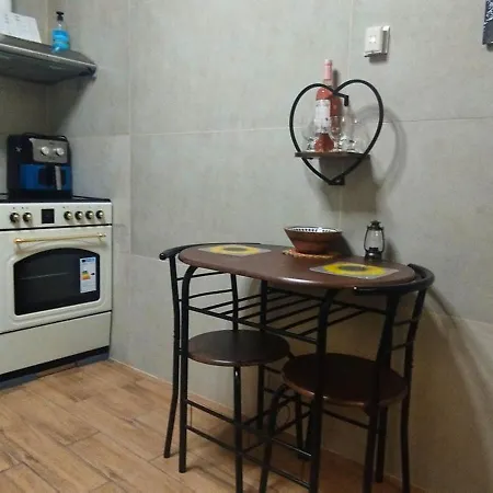 Dimelli In Apartment Athens